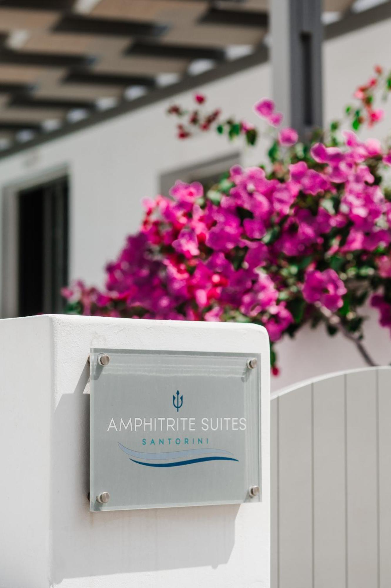 Amphitrite Suites Santorini Vóthon 외부 사진